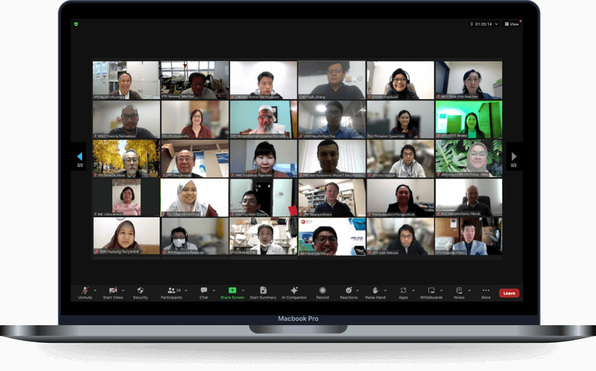 Laptop menampilkan grup networking